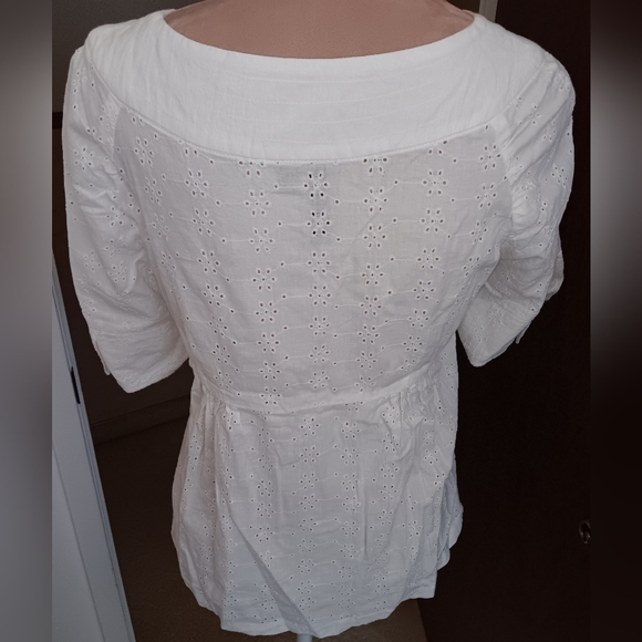 Milano~White Embroidered Eyelet Lightweight Cardigan Jacket Y2K - Picture 2 of 15